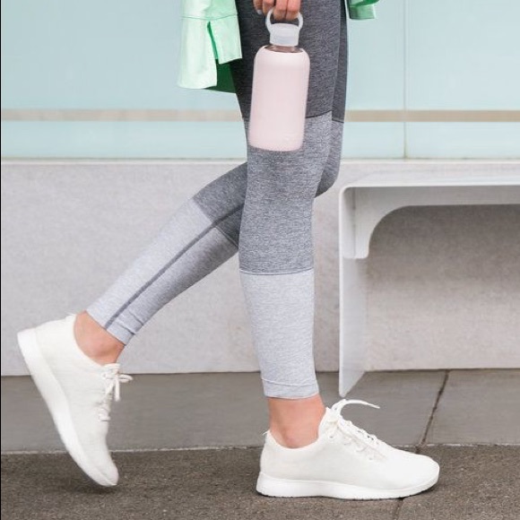 New Allbirds White Wool Runners Sneakers - Picture 2 of 6